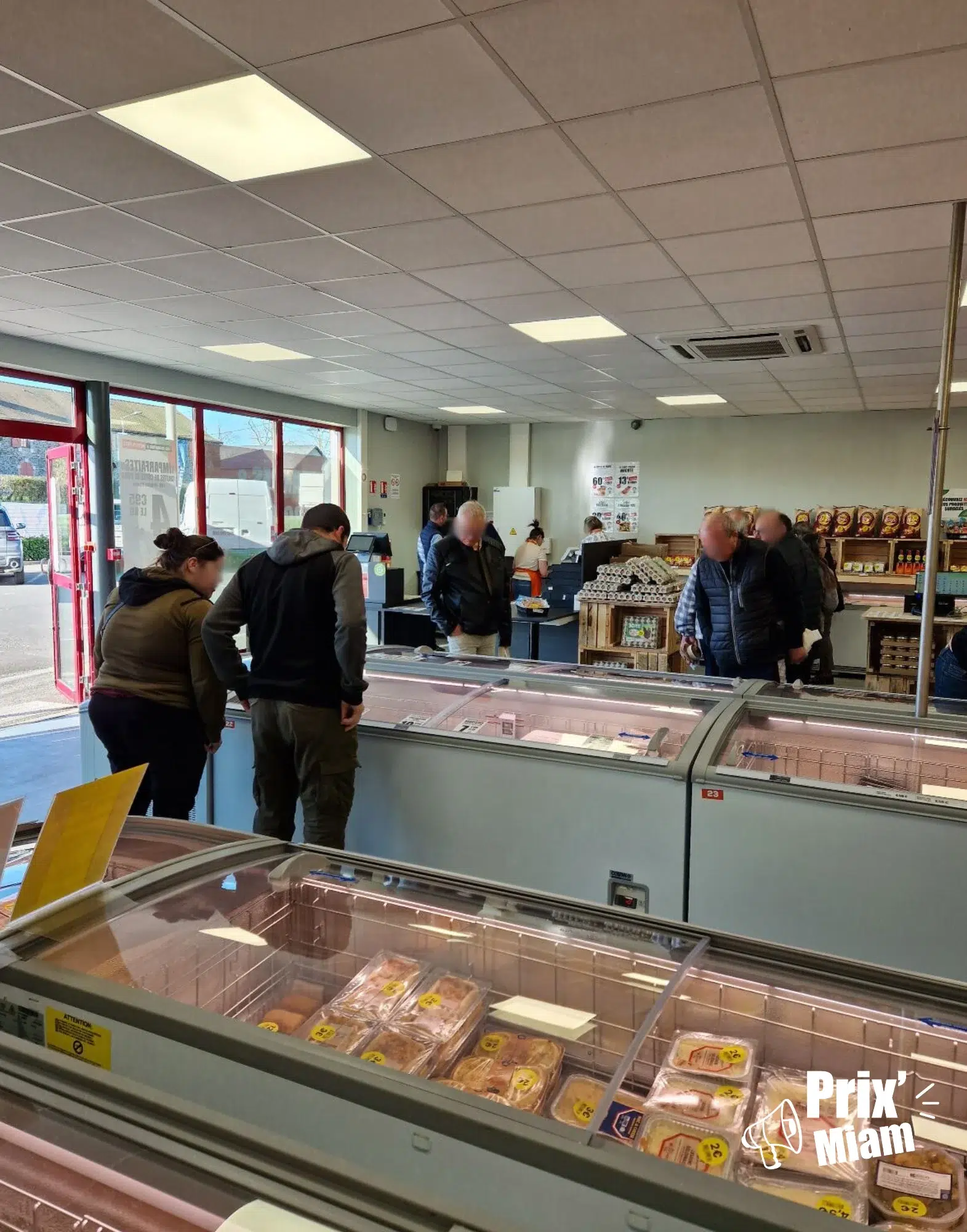 Intérieur magasin anti-gaspi Prix'Miam Sablé-sur-Sarthe