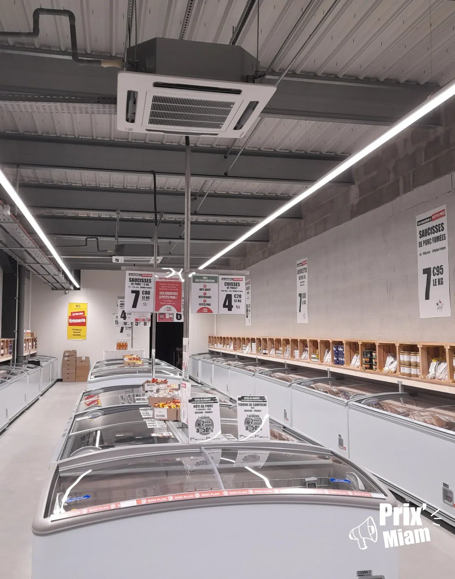 Intérieur vide magasin anti gaspi Prix Miam