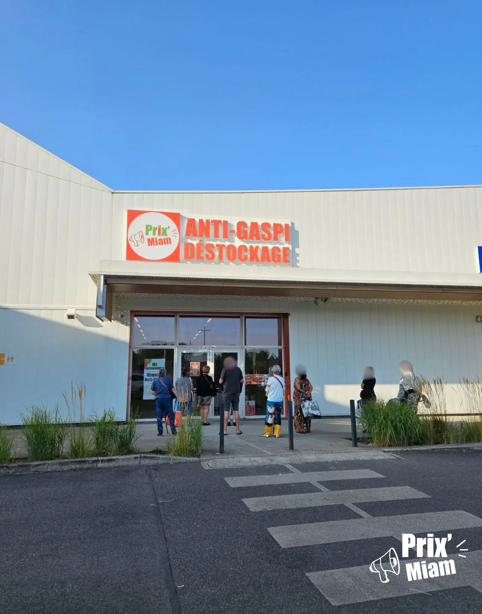 Devanture magasin Prix'Miam Savenay